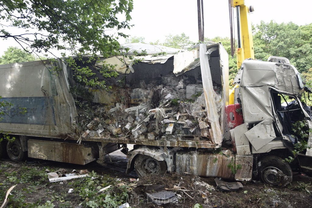 Schwerer VU A 3 Rich Oberhausen Hoehe AK Leverkusen P618.JPG - Miklos Laubert